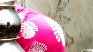 Mama Bhabhi ka Boobs