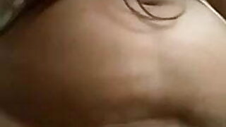 South Indian sexy aunty shows herself on whatsapp