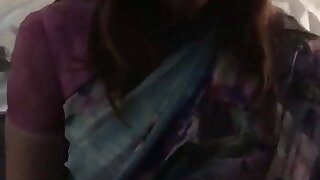 My saree girl loves my dick