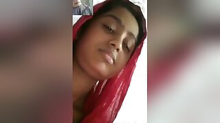 Today Exclusive- Desi Girl Showing Her Pussy