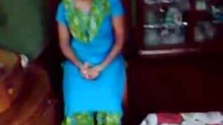 Bangladeshi girlfriend strips exposing her voluptuous body