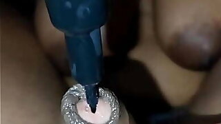 Tamil Desi wife oil Massage