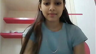Amateur Indian  girls flashing indian big boobs to boy friend