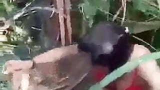 proshi anti ki beti ko khet me roj chodta hu sham ko