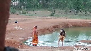 Goun me hagne Ke bad gand kaise doti hai dekho supar hai