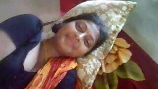 beautiful desi bengali boudi with devar sexy boobs exposed
