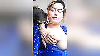 Today Exclusive- Paki Girl Shows Her Boobs And Boobs Sucking By Lover 1