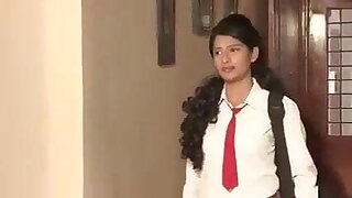 Teacher ne sikhaya sex ka paath, liye maa-beti se poore maze