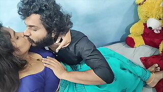 Naughty Indian Bhabhi Cheats with Uber Driver
